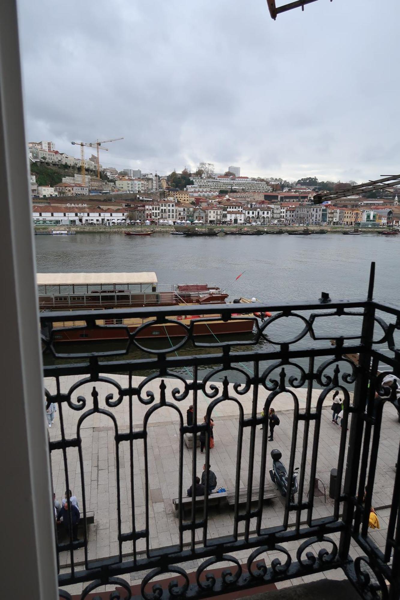 Apartamentos Sobre O Douro OOporto Extérieur photo